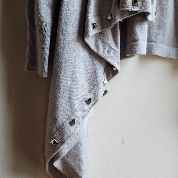 Vila Milano Light Gray Studded Angled Cardigan Size Small - Picture 4 of 16